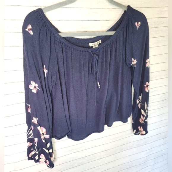 BILLABONG NAVY FLORAL BOHO CROP TOP, SZ MEDIUM - Picture 2 of 7